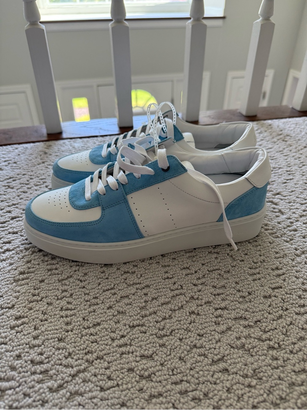 Good Man Brand Mens Sneakers White Leather with Blue Suede - NWT size 9